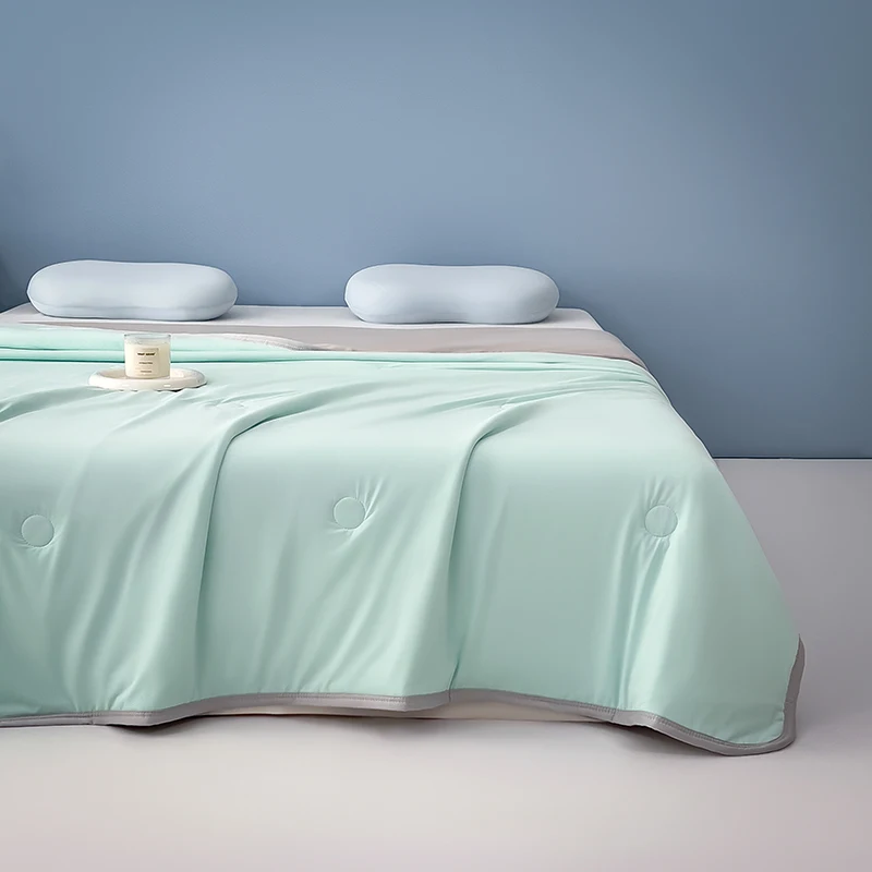 Newest Summer Quilt Soild Color Lightweight Comforter Soft Ice Silk Cooling Blanket with Double Side Arc-Chill Cold Tech Fabric