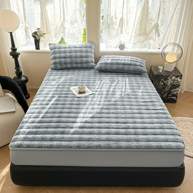New Thickened Imitation Rabbit Fur Fitted Sheet with All Around Elastic Bands Winter Warm Bed Linen Plush Soft Mattress Cover